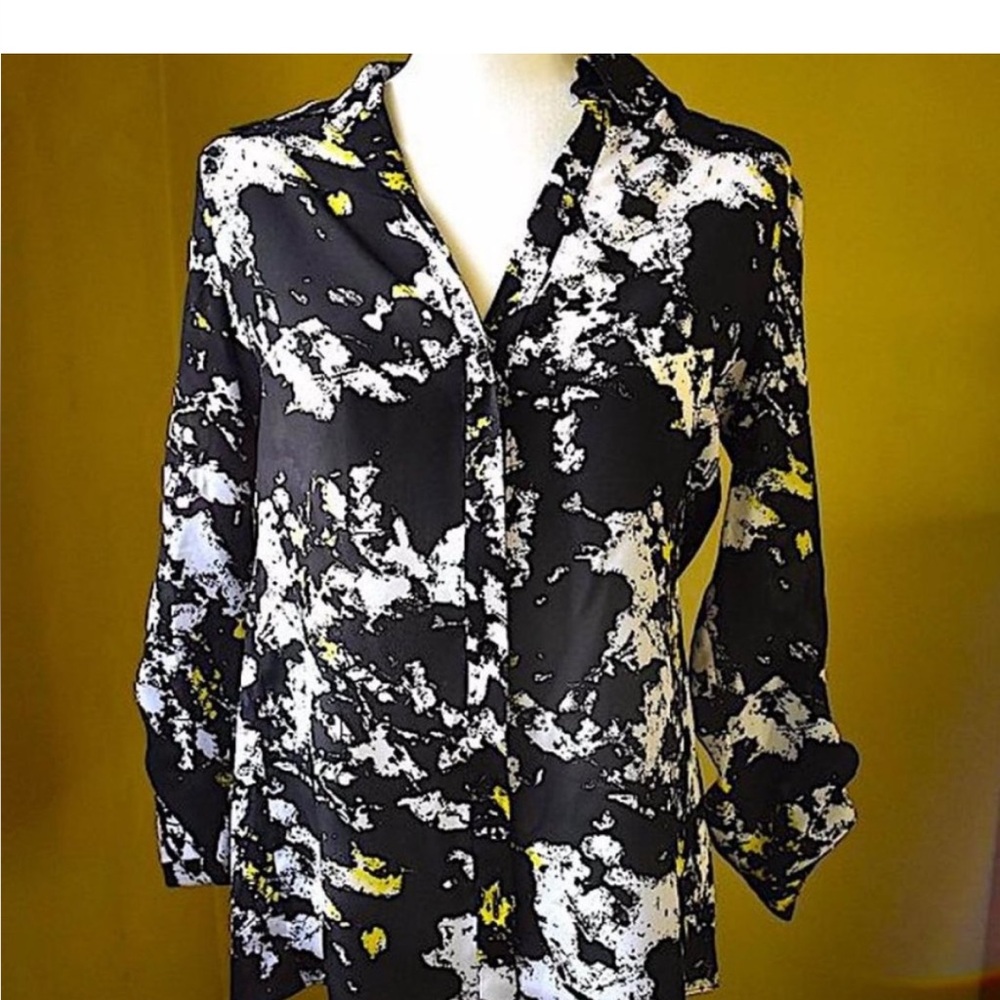 Size small - Picture 4 of 10